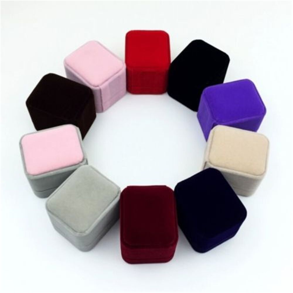 1Pcs Samt Schmuck Platz Box Frauen Hochzeit Ohrringe Ring Display Organizer Fall Elegante Schmuck Box 50x55x40mm