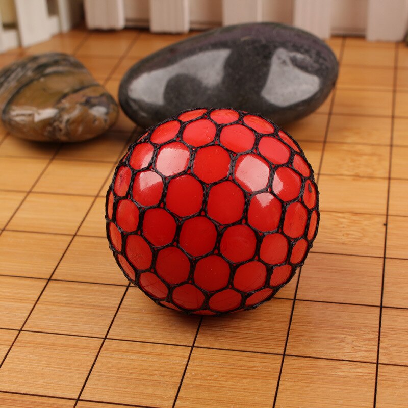 1Pc Decompressie Speelgoed Hand Squeeze Release Druk Kristal Druif Rubber Volwassen Werk Kleurrijke Bal Kinderen Creatieve Zachte Speelgoed 6cm: B