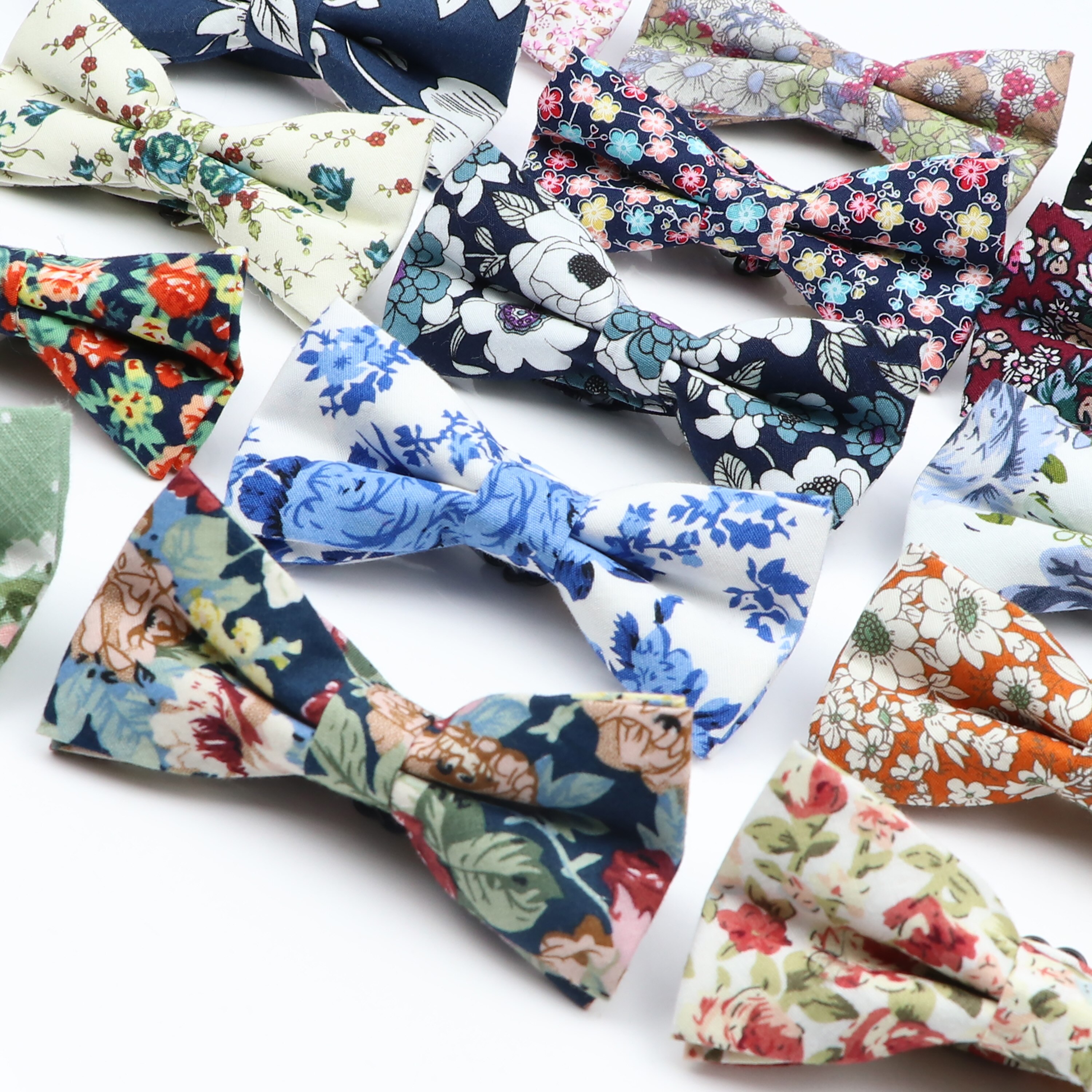 Nuevos pajaritas florales coloridas, corbatas de pajarita con estampado de algodón a la para niños, trajes de de boda para niños, corbatas de mariposa