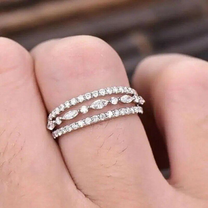 Huitan Nieuw Fancy Vrouwen Vinger-Ringen Met Dazzling Witte Zirconia Bruiloft Huwelijk Party Ring Mode-sieraden