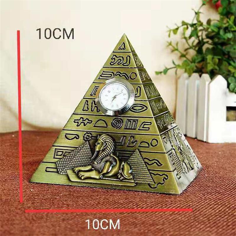 Egyptische piramide model legering ornamenten populaire woonaccessoires kantoor woonkamer decoratie miniatuur beeldje: Brons met klok