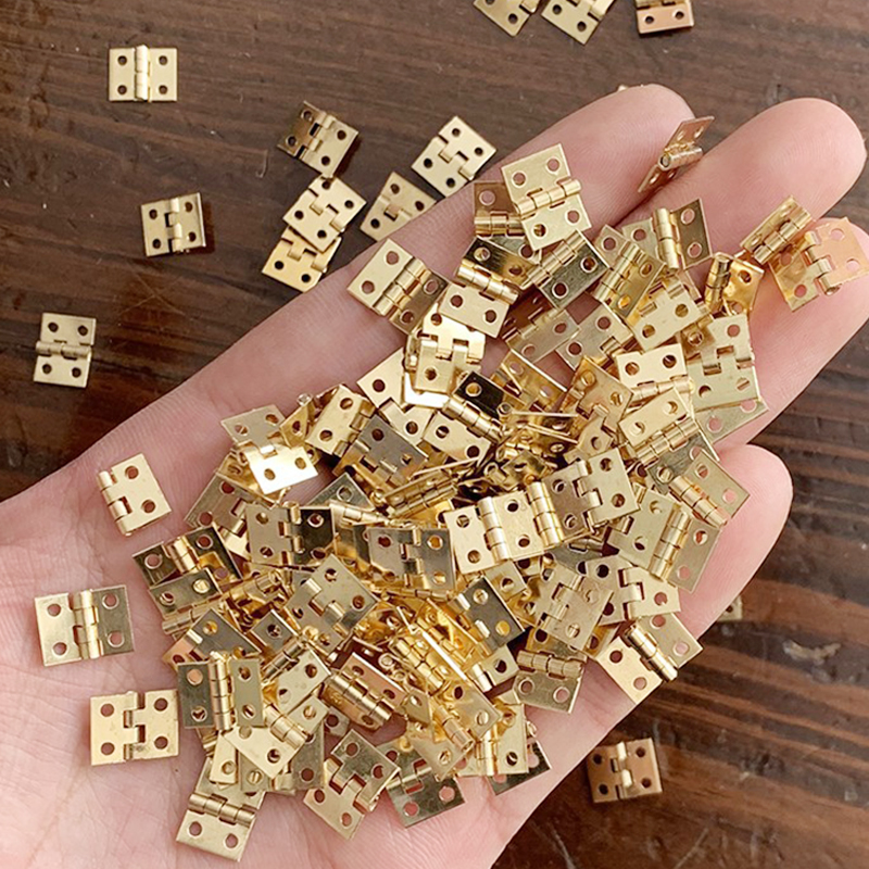 50 Stuks Messing Vergulde Mini Scharnier Kleine Decoratieve Sieraden Houten Doos Kast Deur Scharnieren Met Nagels Poppenhuis Meubels