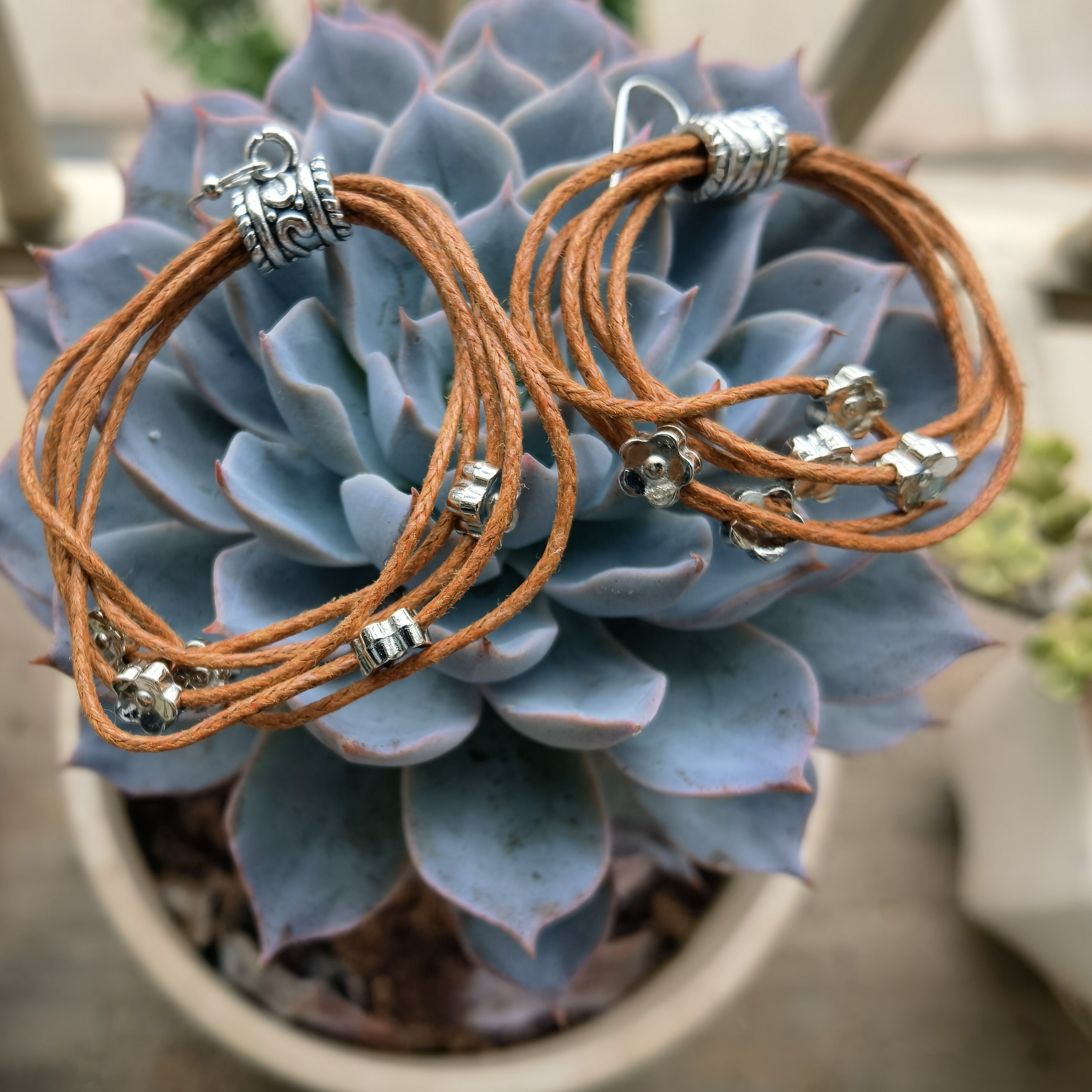 QLEUIFT 6 paar boho-oorbellen, boho, vintage, boho, nationale stijl, holle bloemblaadjes, opvallende oorbellen met hartkralen, voor vrouwen, meisjes, hypoallergene gouden sieraden, zilver