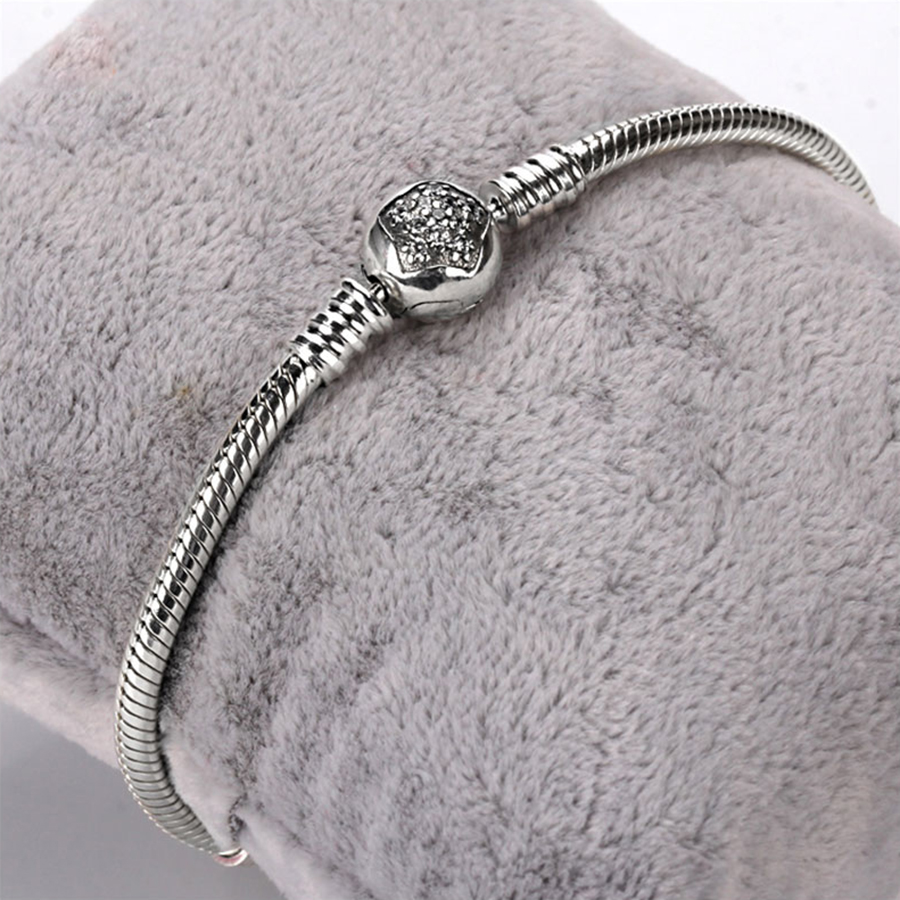 925 Sterling Silver Charm Armbanden met Fonkelende CZ Hart Sluiting Europese Stijl Fit Originele Zilveren 925 Kralen voor Vrouwen