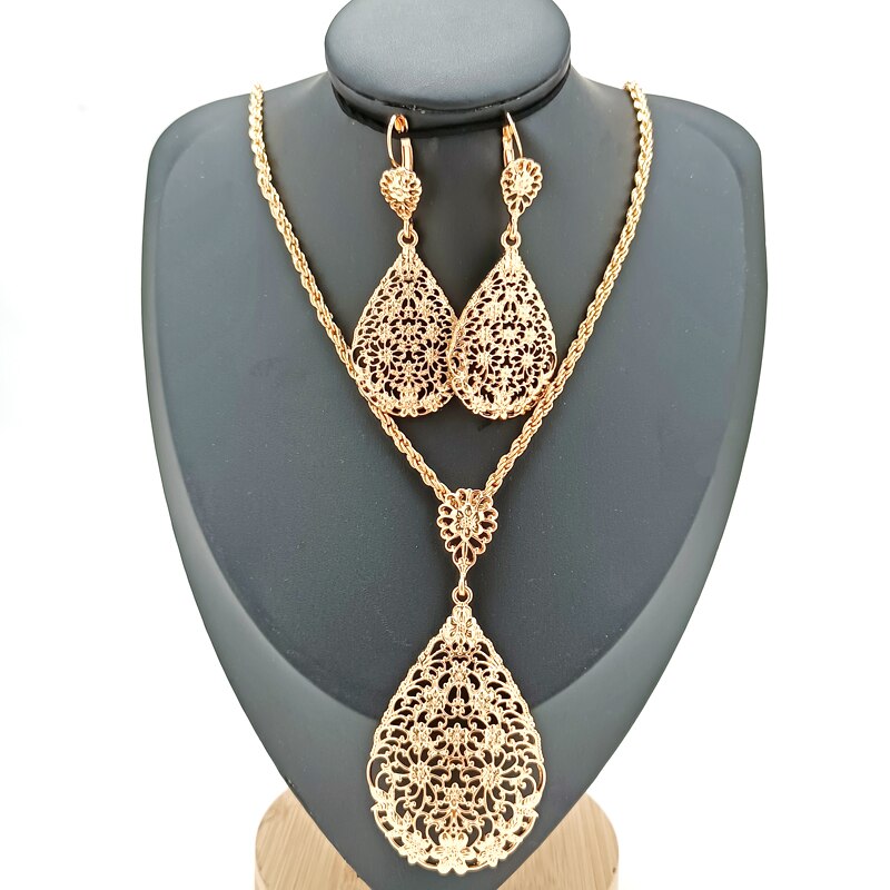 Set di gioielli da sposa marocchini gioielli per capelli da sposa collana con ciondolo in filo ondulato in metallo orecchini a forma di fiore cavo per donna