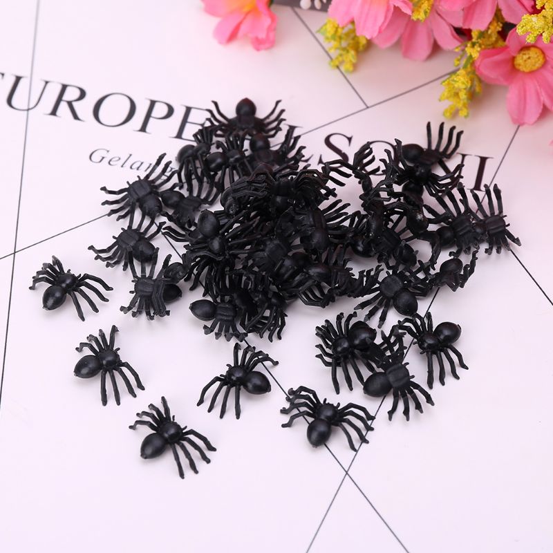 Bilipala 100 Pcs Realistic Plastic Spiders - Black & Glow In The Dark For Halloween Pranks & Scary Decor
