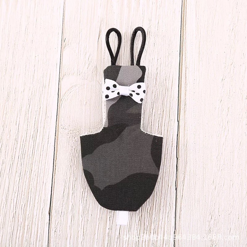 Parrot Anti-Scratch Shoulder Protector Hang Bird Anklet Toys Multi-Functional Pet Shoulder Pad Diaper Shawl for Small Medium: Gray Parrot Diaper