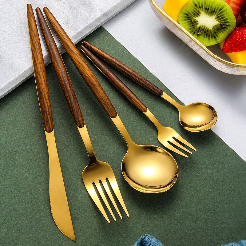 Visuell touch lyxigt silver bestick trähandtag guld silver middag bestick set dessert sked gaffel kniv uppsättningar för hemmet kommersiella