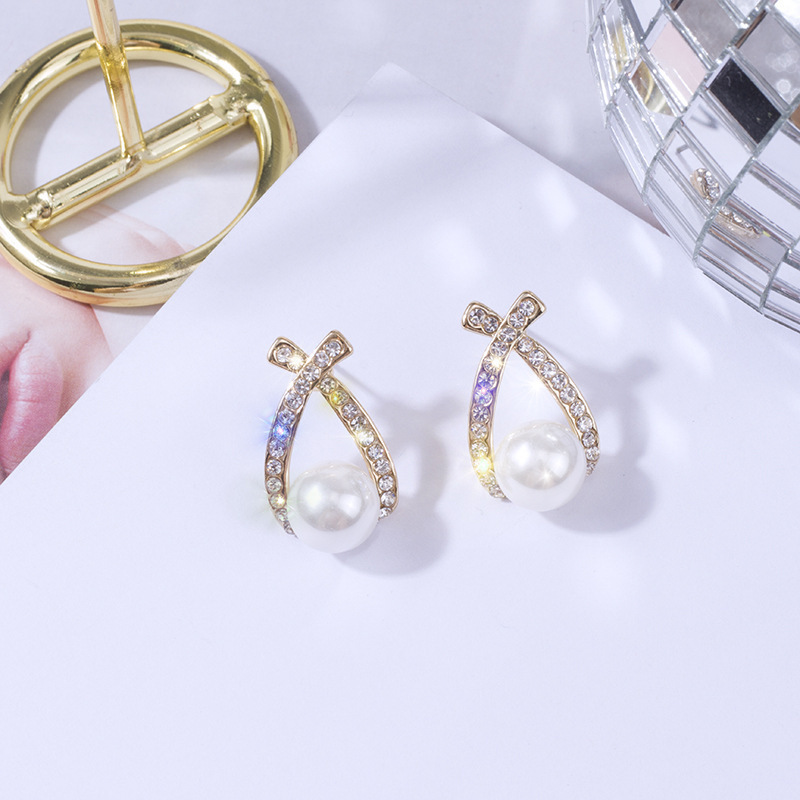 Boucle d'oreille coréenne avec pendentif en Imitation de perles pour femmes, tendance, cœur rond, fleur, nœud papillon, goutte d'eau, accessoires de bijoux élégants