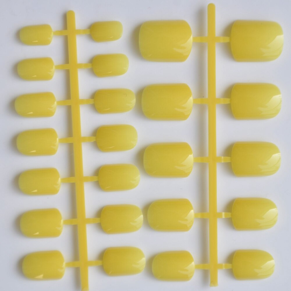 24 stuks citroengele snoep dames nepnagels glinsterende nail art volledige wrap tips handnagels nagelsalon product nr. .124