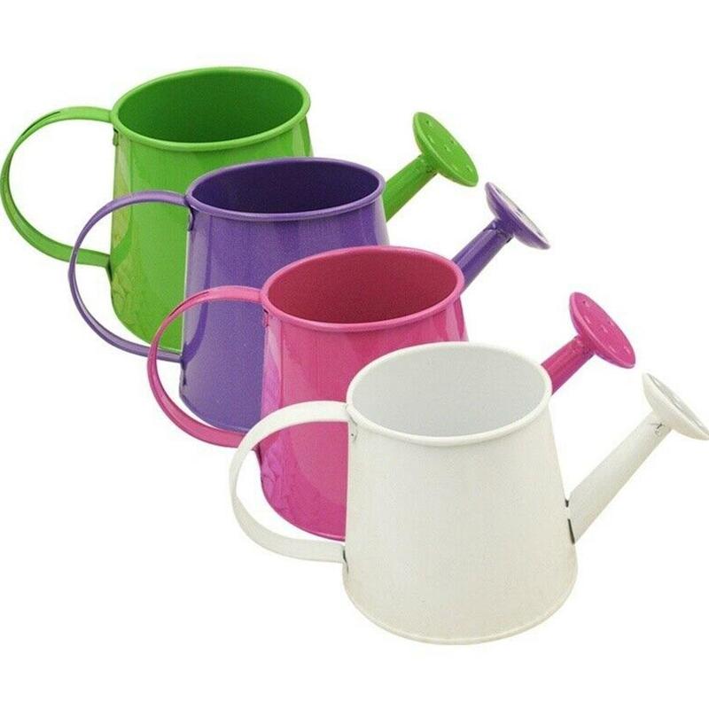 1pc Süssigkeit-farbige Mini Gießkanne Hause Dekoration Fass Blume Anordnung Sukkulenten Pflanzen Topf Metall Gießkanne Gerät