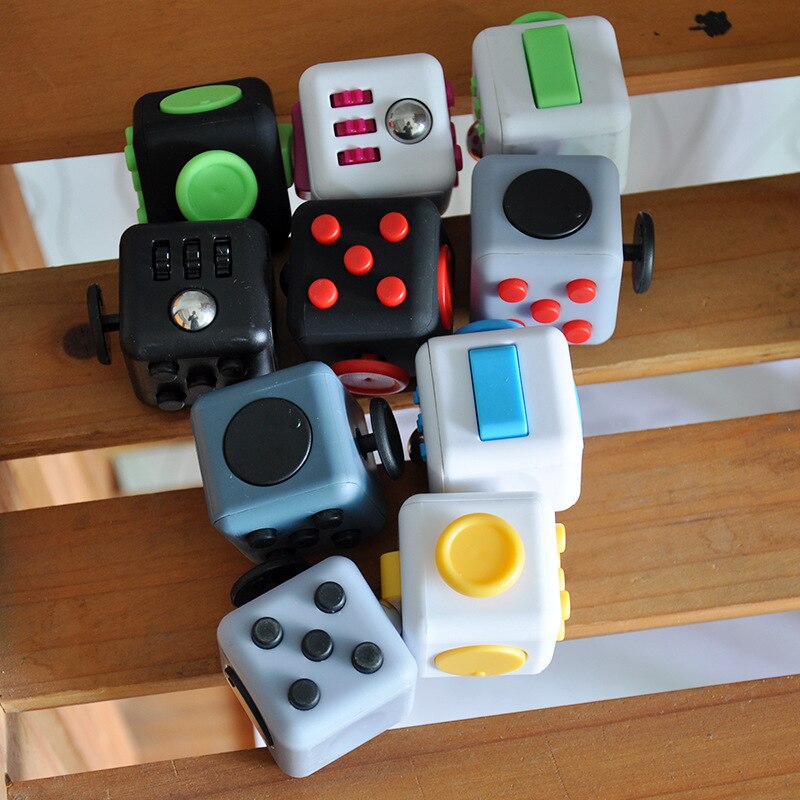 Toys Anxiety Stress Relief Attention Decompression Plastic Focus Gaming Dice Toy Children Adult Multifunctional Six Sides