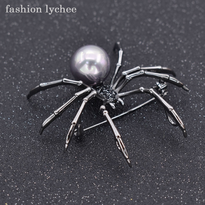 lychee exagerados antiguos broches de Color plata Pins perlas artificiales cuerpo pavimentar la cabeza araña mujeres Pins