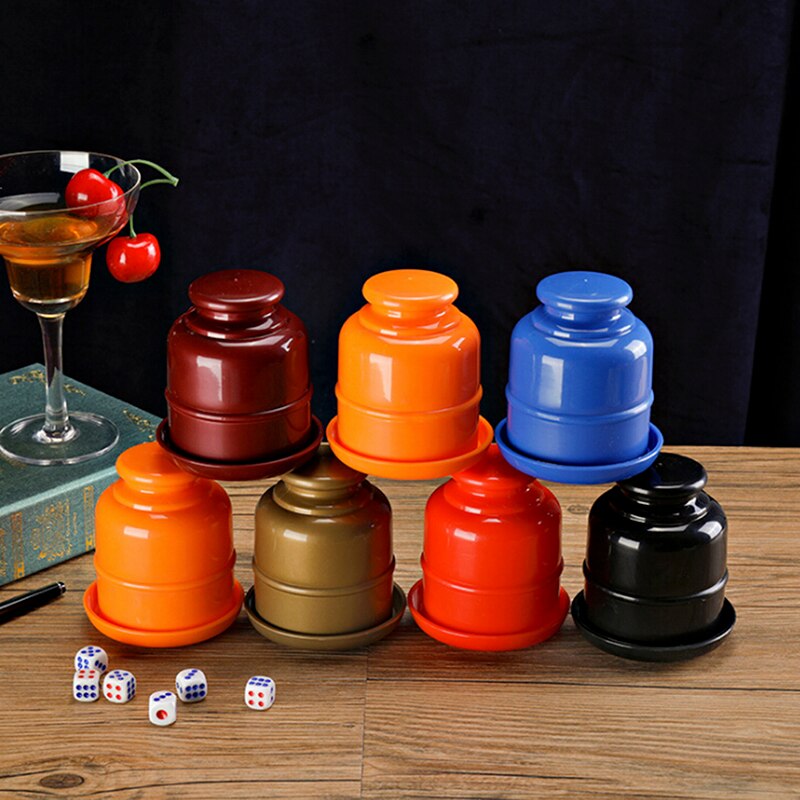 Five Colors KTV Pub Casino Party Game Speelgoed ABS Schudden Cup Doos With 5 Stks Dices Thickened Combined