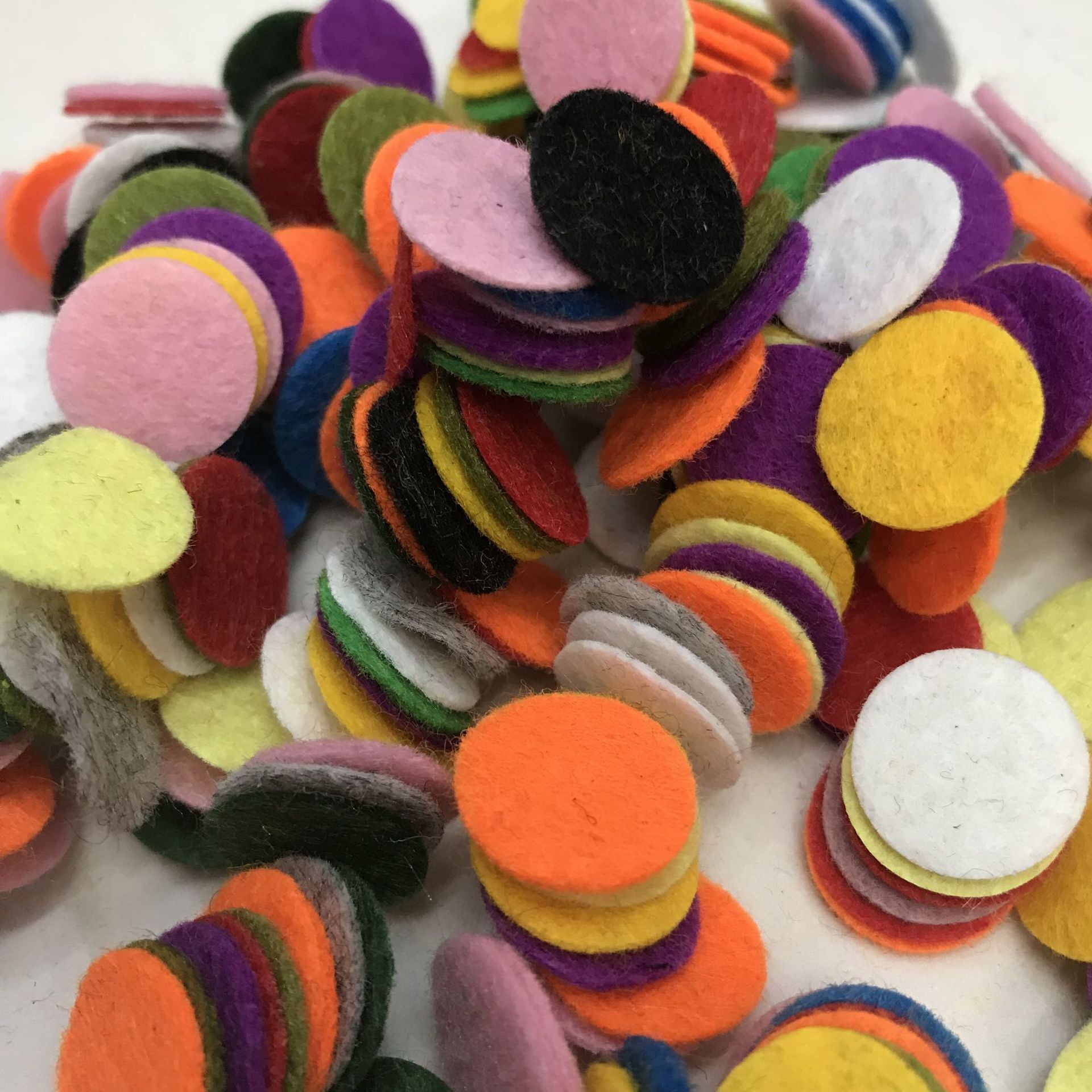 100PCS/Lot 2cm star round flower heart non-woven shape kindergarten crafts material DIY toys sewing kit fabric arts OEM