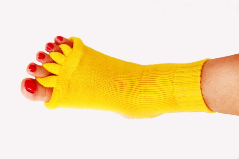 Calcetines para aliviar el dolor, dispositivo de pedicura, corrección de Hallux Valgus, cinco dedos del pie, separadores de dedos, 2 uds.: Gris claro