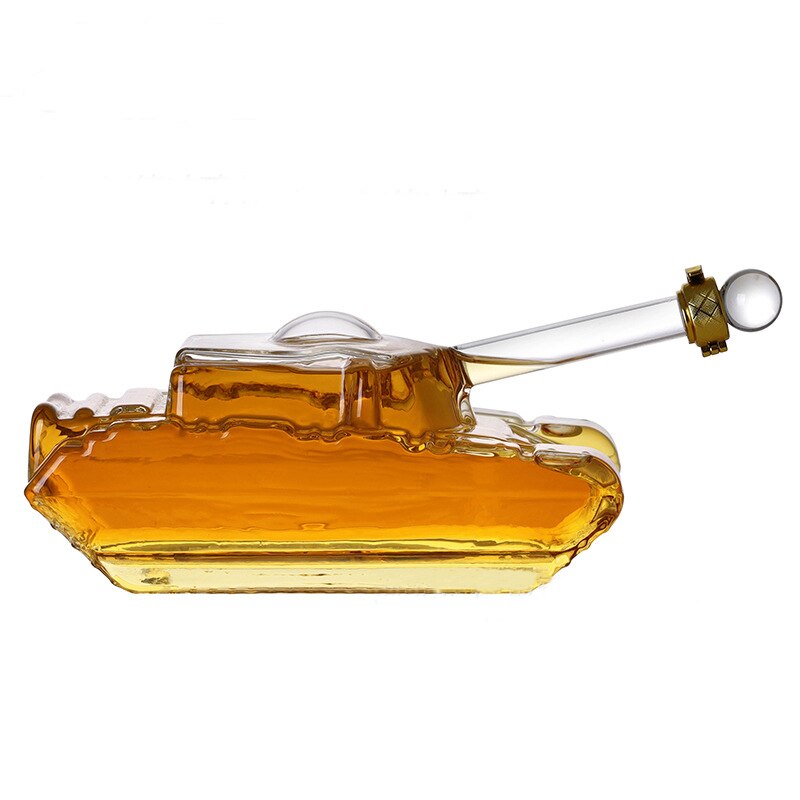 500ml / 1000ml lead-free glass whiskey decanter tank shaped barware whiskey bottle for Liquor Scotch Bourbon
