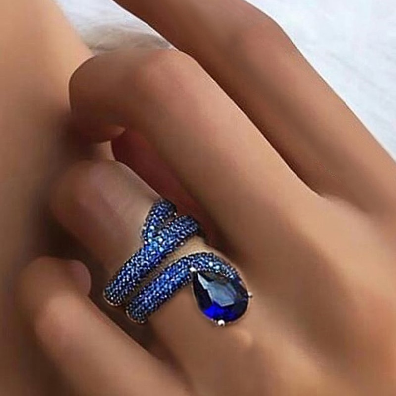 Huitan Cocktail Party Finger Ring for Women Unique Personality Accessories Dance Female Rings Jewelry: 6 / Blue