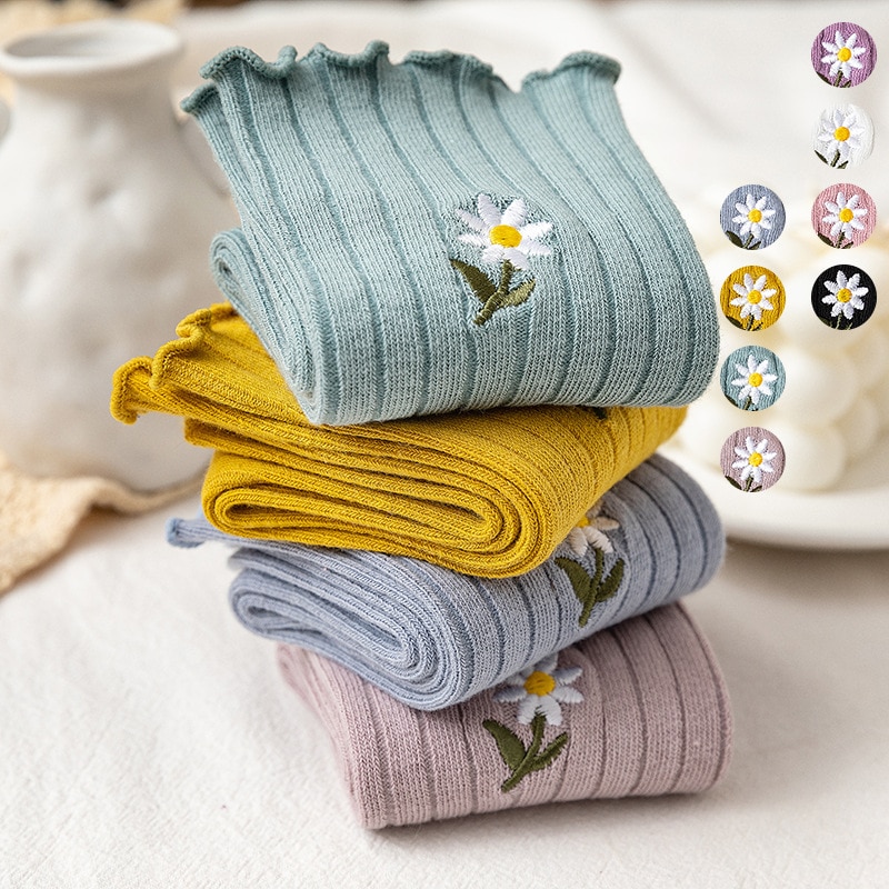 Streetwear kleine madeliefjes borduur schattige sokken lente zomer puur katoenen geplooide sokken dames japanse koreaanse harajuku kawaii sok