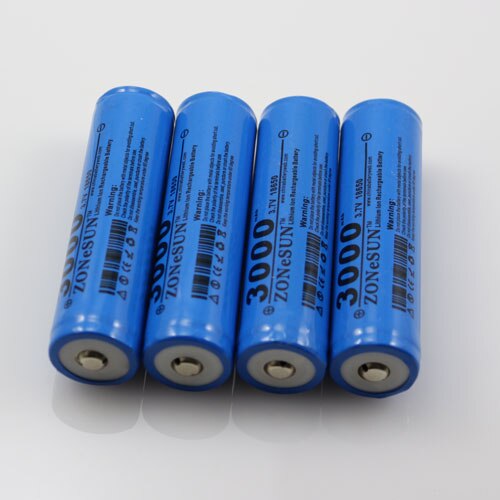 In the 3000mAh 3.7V with protection board 18650 prong cylindrical lithium battery LED flashlight Rechargeable Li-ion Cell