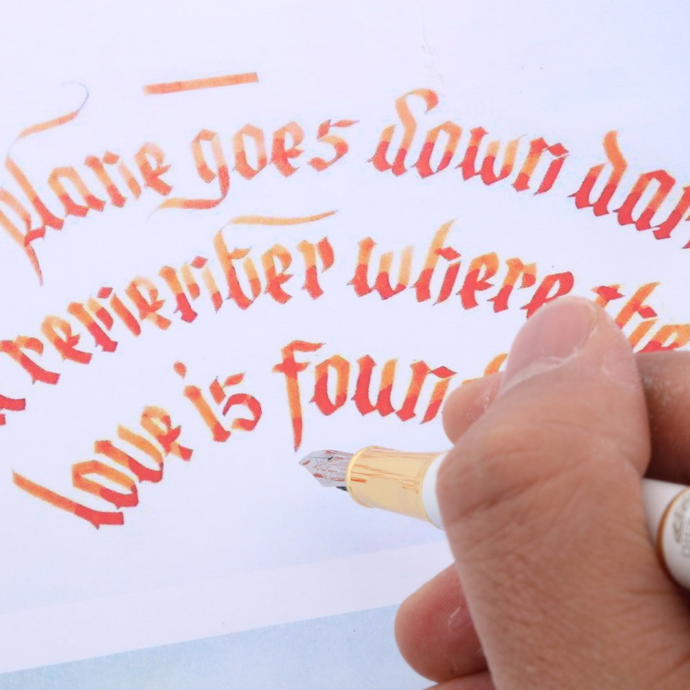 Penna stilografica in metallo dorato di alta qualità con punta piatta in metallo gotico parallelo