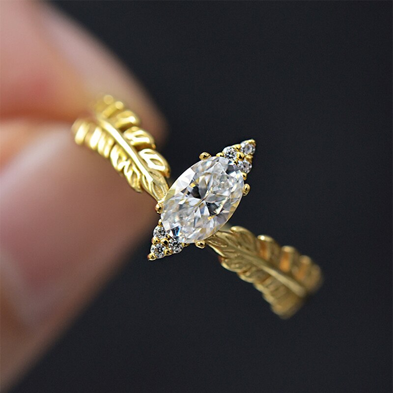Huitan-Anillos de Compromiso de lujo para mujer, Color dorado, con forma de marquesa, anillo de chica con banda, , joyas de matrimonio elegantes para mujer