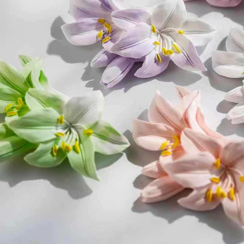 Lily Flower Silicone Mold DIY Handmade Car Fragrant Stone Aromatherapy Plaster Making Mould Fondant Decoration Candle Mold
