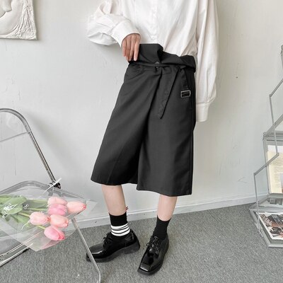 Vent sombre, petite foule, asymétrique déstructurées en short, coiffeur, à jambes larges pantalons décontracté pantalons Capri