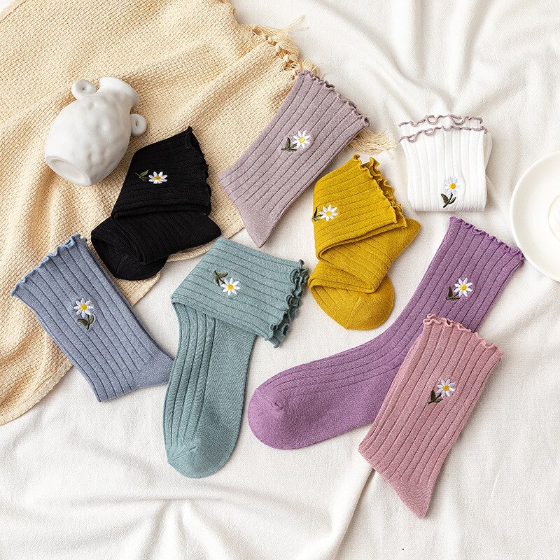 Streetwear kleine madeliefjes borduur schattige sokken lente zomer puur katoenen geplooide sokken dames japanse koreaanse harajuku kawaii sok
