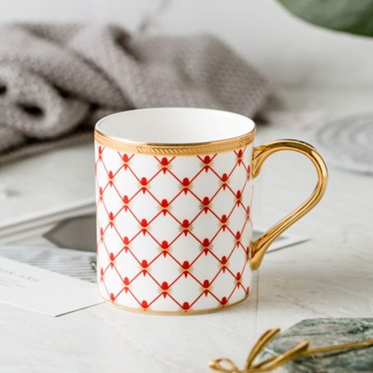 Tasse à café de luxe de Style britannique, 350ml, avec rayures dorées, en porcelaine, pour Couple, avec boîte: Reticulated Red 683