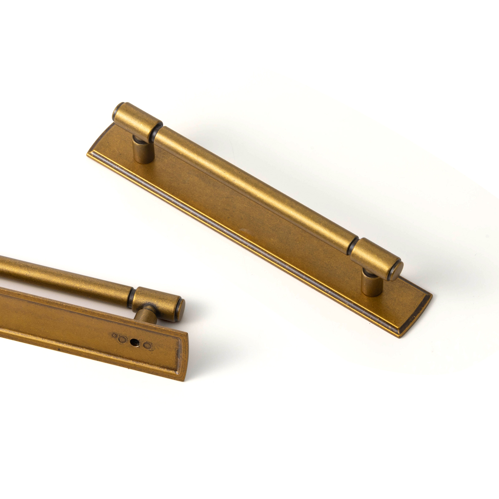 Antikk messinghåndtak med bakplate vintage deksel til møbelhåndtak skuff skap bar trekkhåndtak til hjemmet: 4xl / Krom