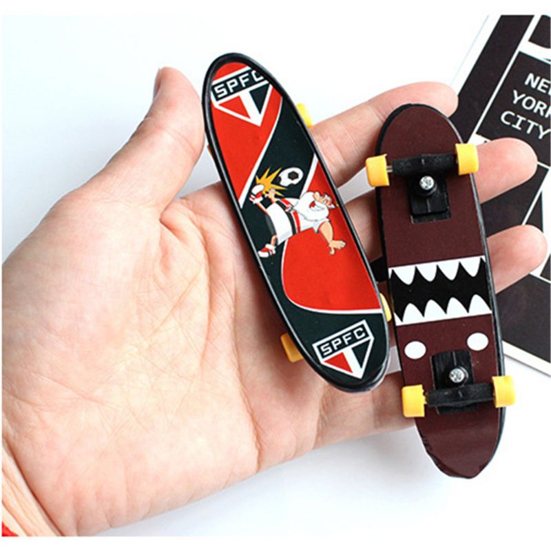 15 pièces Cool crâne touche Mini Skateboard enfant jouet fête faveur