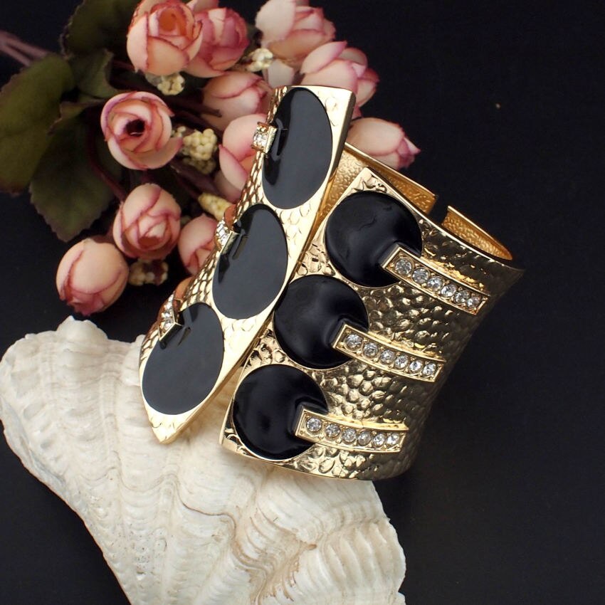 MANILAI Vrouwelijke Mode Overdrijven Manchet Armbanden Metalen Zwart Glazuur Steentjes Vrouwen Statement Sieraden Grote Armbanden Armbanden