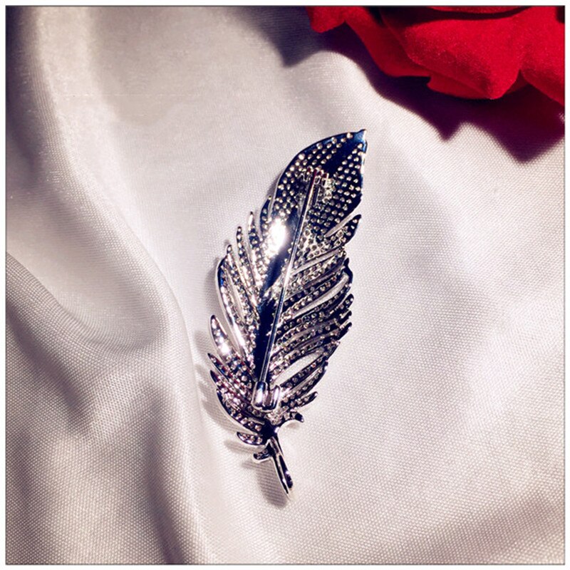 Luxury Brooches For Women Feather Cubic Zirconia Fine Jewelry Romantic Pin Accessories Simple Boutonniere