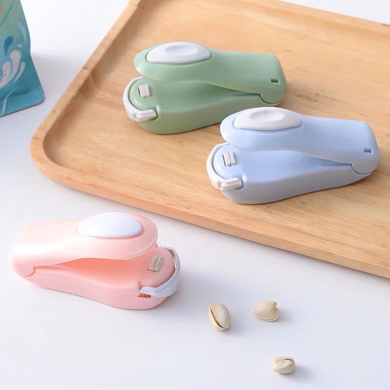 MIni portable sealing machine snack bag heat sealing machine vacum storage of fresh food