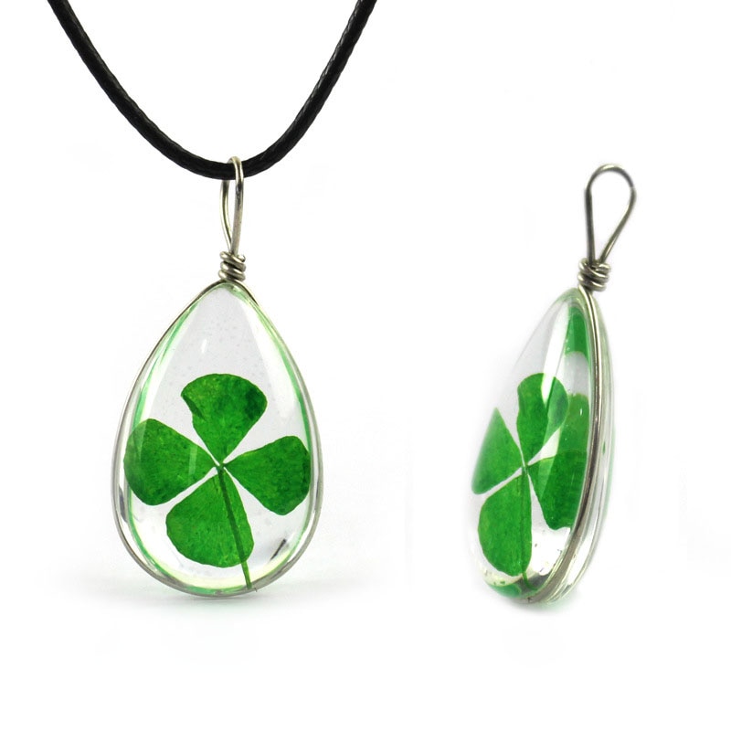 Classic Handmade Dried Flower Clover Jewelry Accessories Unisex Luck Transparent Glass Various Shapes Pendant Necklace