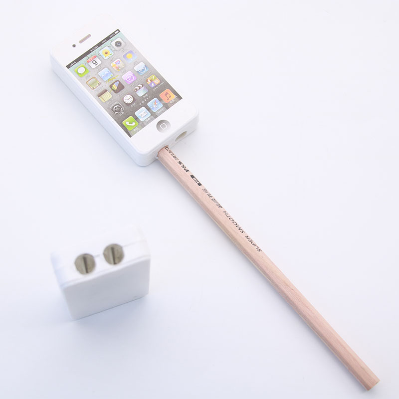 1Pc Kawaii Mobiele Telefoon Vorm Plastic Puntenslijper Kinderen Koreaanse Briefpapier (Willekeurige Kleur)