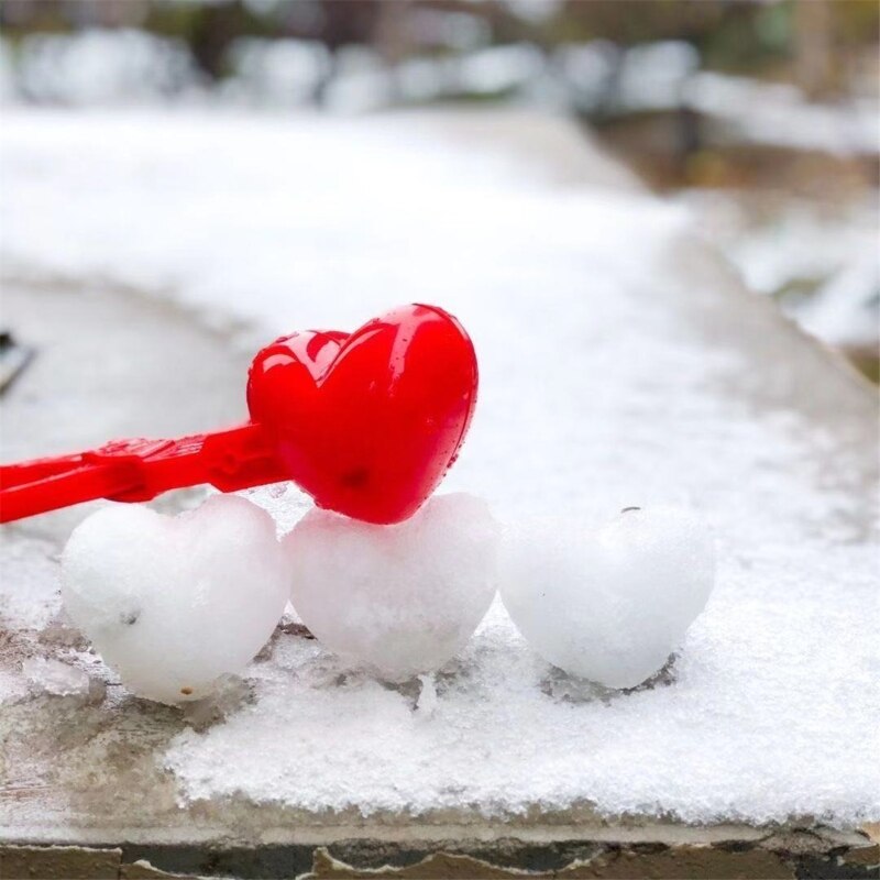 Hartvorm Sneeuw Sneeuwbal Maker Clip Maker Sneeuw Zand Mold Tool Winter Kids Kinderen Pop Speelgoed Voor Kinderen Meisje Jongen