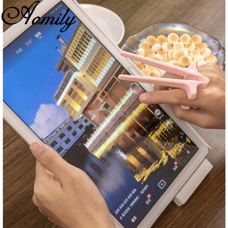 Reusable Finger Lazy Chopsticks Clip for Eatin Snacks Prevent Dirty Hands Finger Ring Chopsticks for Playing Computer Phone Game