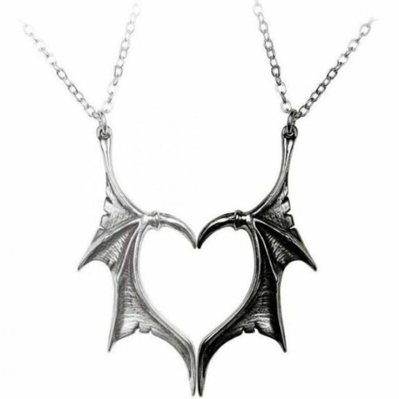 2Pcs Persoonlijkheid Punk Hart Wing Ketting Liefhebbers Vinatge Bat Wing Hart Koppels Hanger Ketting Set Mode Jewerly