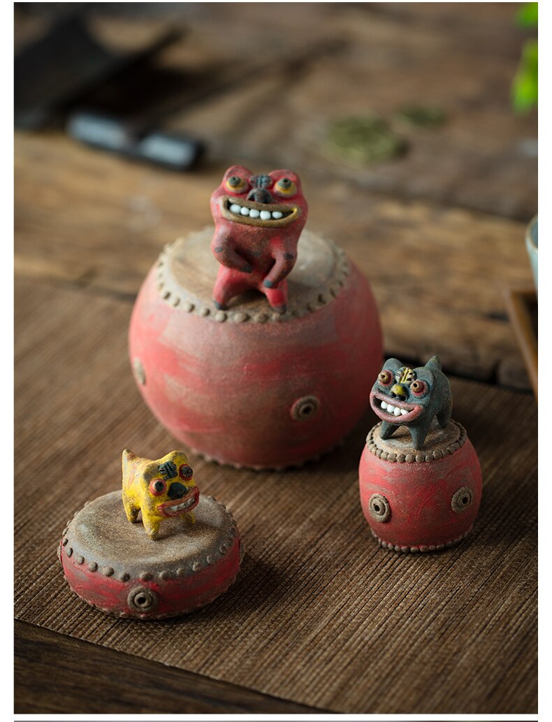 Tambour rouge vieux couvercle en céramique de pierre avec couvercle de Pot de sable violet avec ornements d&#39;animaux de thé Boutique peut soulever le tapis de thé