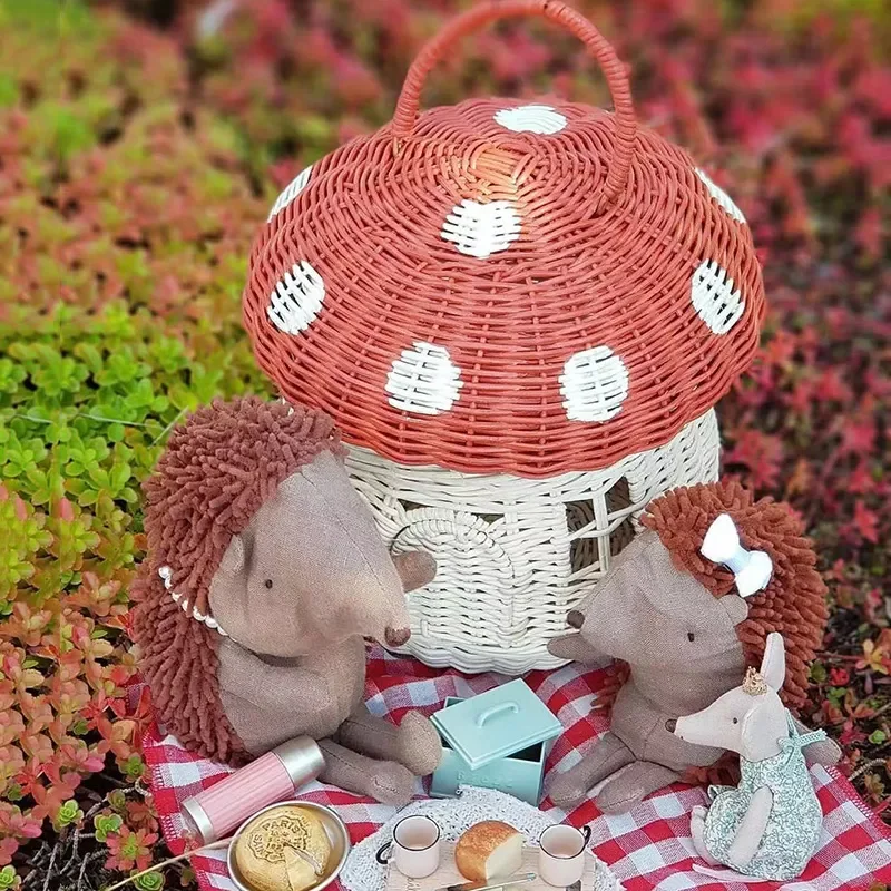 Cute Rattan Basket Hand Woven Mushroom Baskets Bag Beach Straw Storage Bags for Kids Organizer Box Summer Vacation Picnic Basket