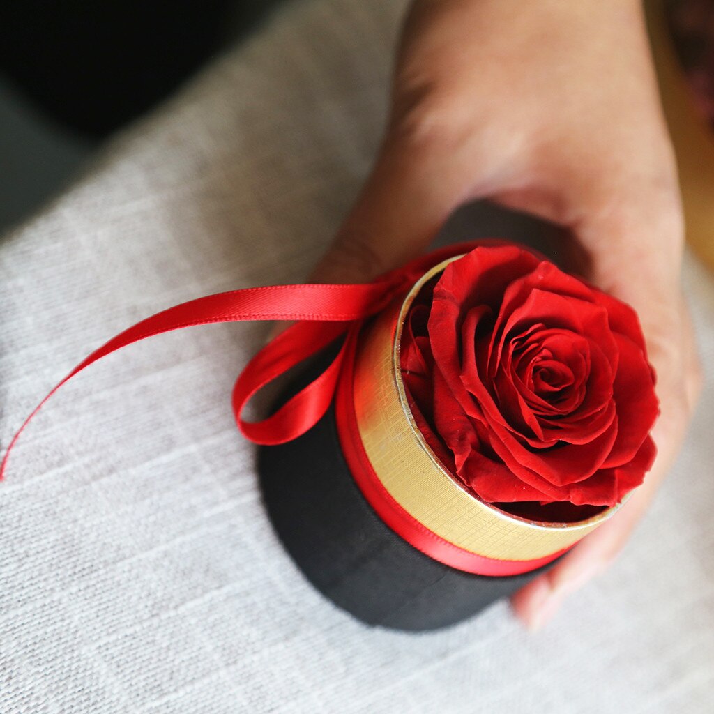 Roses Dired Bouquet fleur romantique saint valentin anniversaire coffret