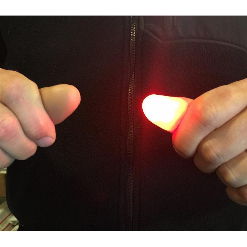 2pcs Magic Light Up Finger Fingers LED Tricks Thumb Props Christmas Christmas Festival Party Novelty Funny Toys