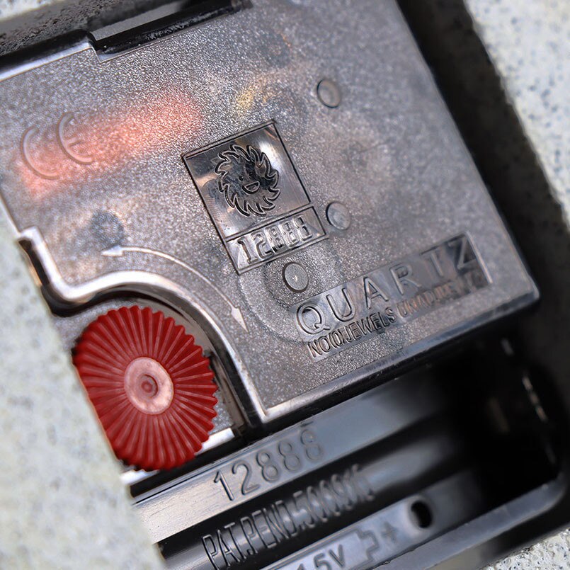 Tafel Klok Creatuve Grijs Zand Terrazzo Klok Op Het Bureau Klok Modern Voor Thuis Decoratie Industriële Horloge Op tafel