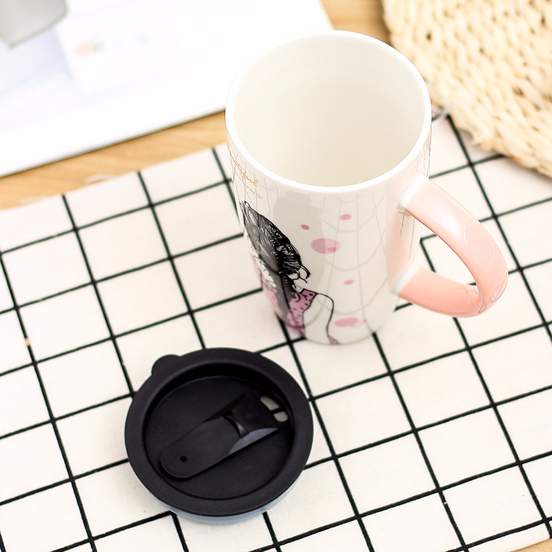 600ml unikke skønhedsmønster keramiske krus med låg krus med stor kapacitet drikkevarer kaffe te kopper nyhed mælkekop