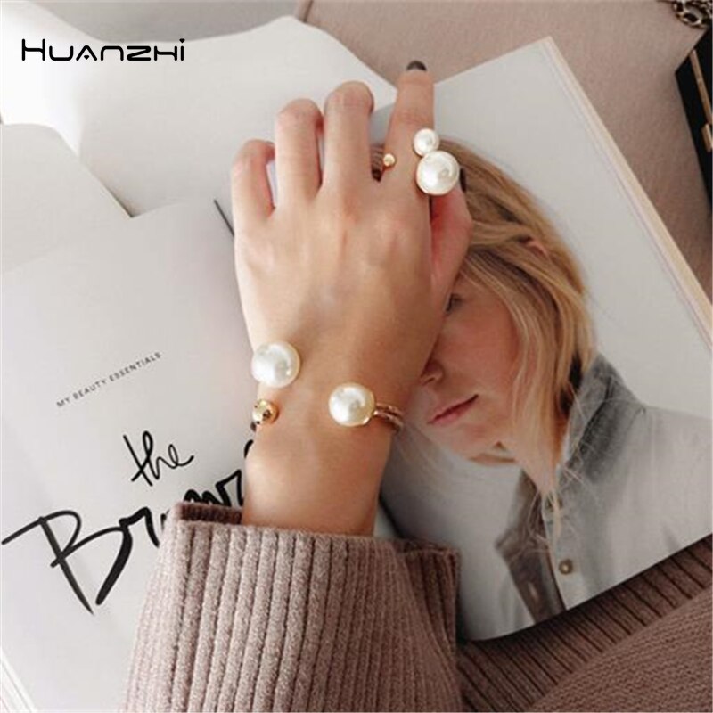 HUANZHI-pulsera de doble capa con perlas grandes y formas geométricas para mujer y niña, brazalete hueco, de joyería para , novedad de