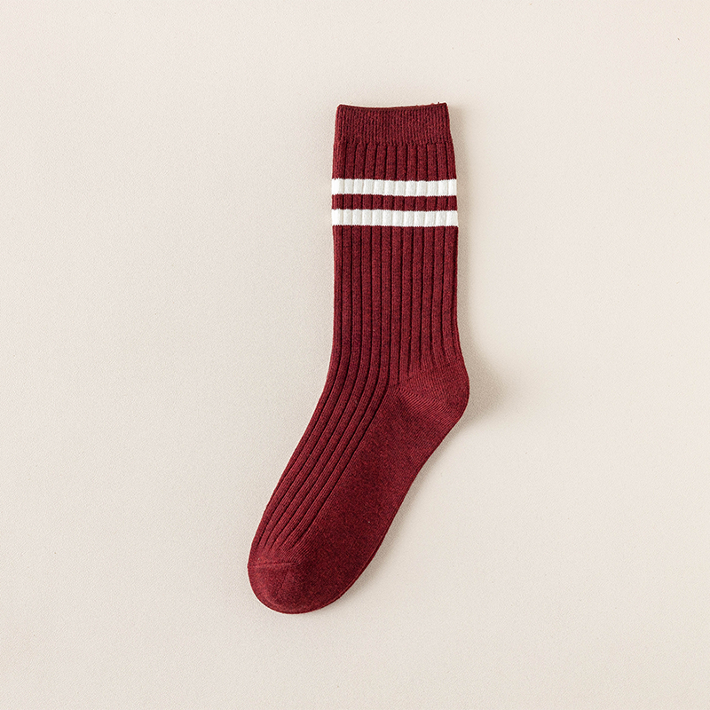2021 novo outono inverno de alta qualidade 95% algodão listrado casual socks socks socks casual tripulação meias femininas respirável casual meias longas: Burgundy