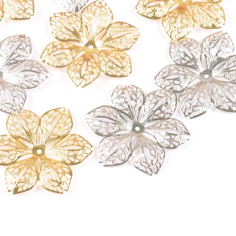10 Uds. De Artesanía de Metal de flores huecas, envolturas de filigrana, conectores para pendientes, fabricación de joyas, accesorios de decoración para álbum de recortes, 43mm, ykl0782