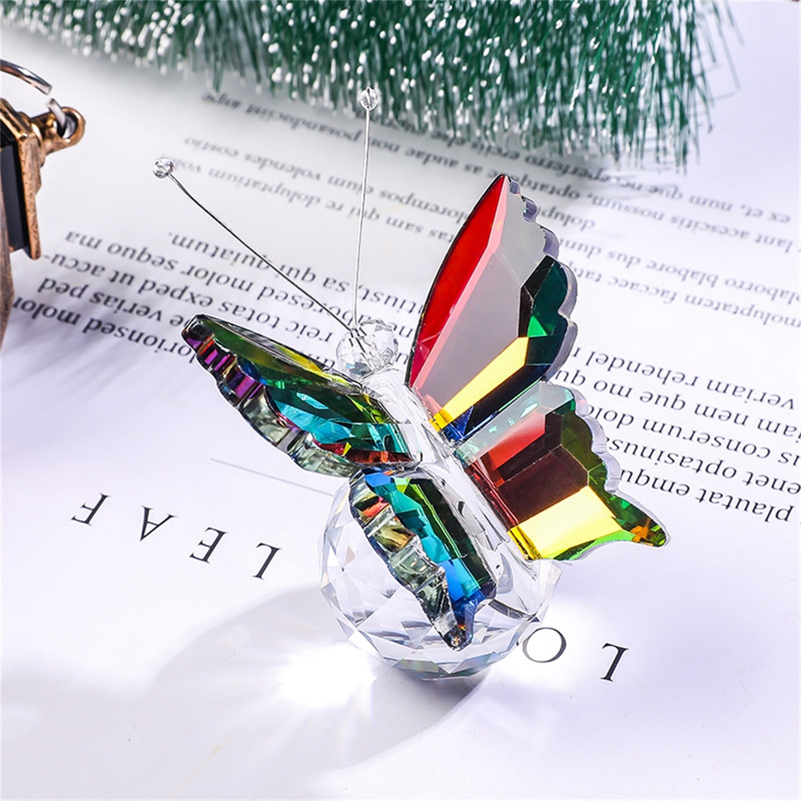 Crystal Flying Butterfly With Crystal Ball Base Statue Collection Cut Butterfly Animal Decoration Suitable For Festival: Brown